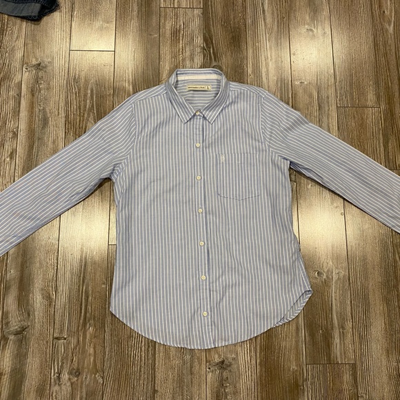 Abercrombie Poplin Blue Button down dress shirt (Size L) - Picture 2 of 5